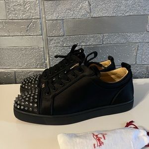 Christian Louboutin Louis Junior Spike Sneakers men’s US 41.5